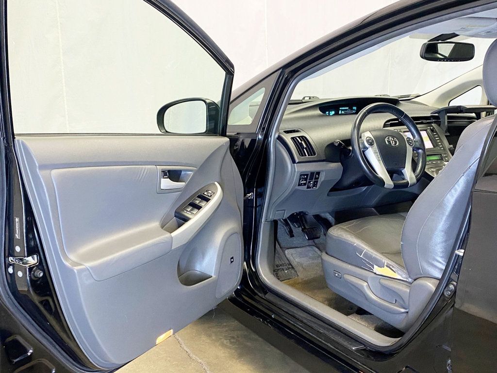 2010 Toyota Prius 5dr Hatchback IV - 22946609 - 16