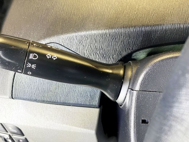 2010 Toyota Prius 5dr Hatchback IV - 22946609 - 27