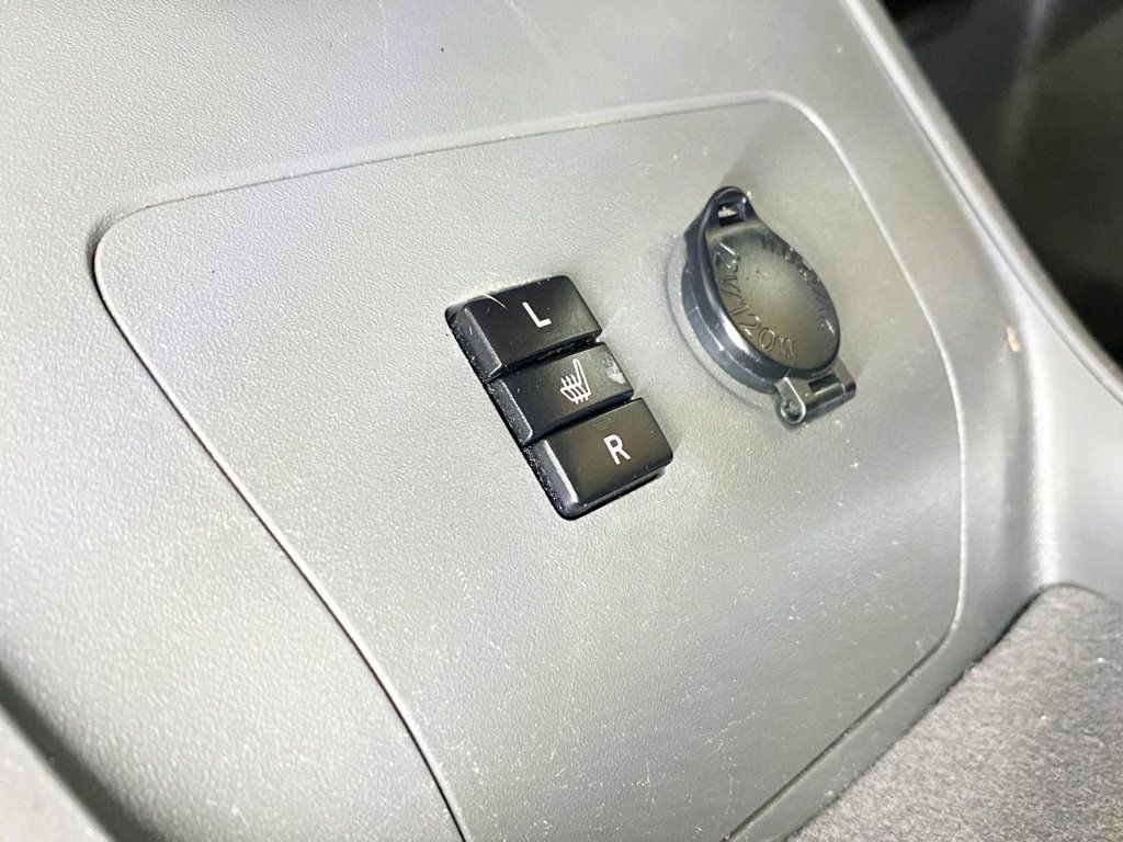 2010 Toyota Prius 5dr Hatchback IV - 22946609 - 36