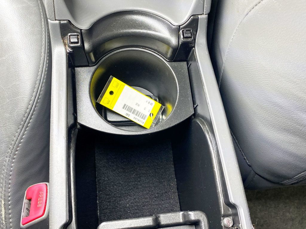 2010 Toyota Prius 5dr Hatchback IV - 22946609 - 38