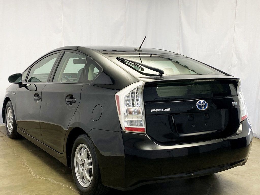 2010 Toyota Prius 5dr Hatchback IV - 22946609 - 3