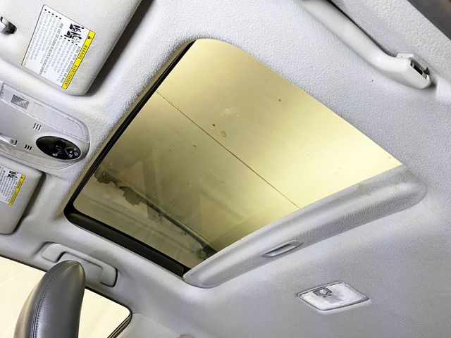 2010 Toyota Prius 5dr Hatchback IV - 22946609 - 40