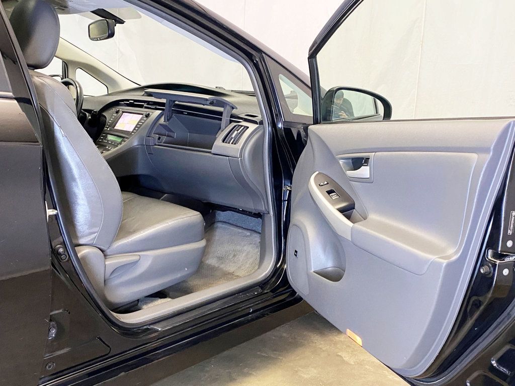 2010 Toyota Prius 5dr Hatchback IV - 22946609 - 41