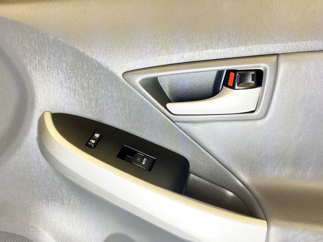 2010 Toyota Prius 5dr Hatchback IV - 22946609 - 42