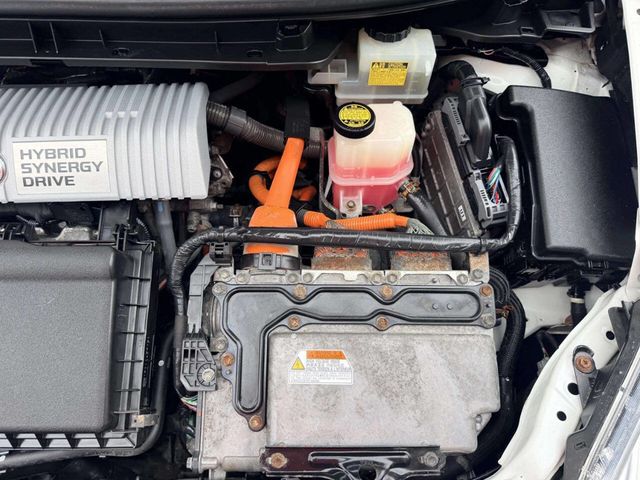 2010 Toyota Prius 5dr Hatchback V - 23058319 - 12