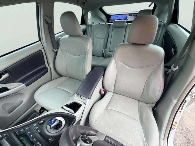 2010 Toyota Prius 5dr Hatchback V - 23058319 - 16