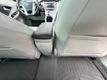2010 Toyota Prius 5dr Hatchback V - 23058319 - 24