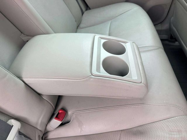 2010 Toyota Prius 5dr Hatchback V - 23058319 - 25