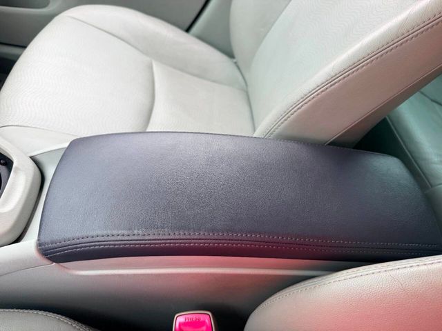2010 Toyota Prius 5dr Hatchback V - 23058319 - 37