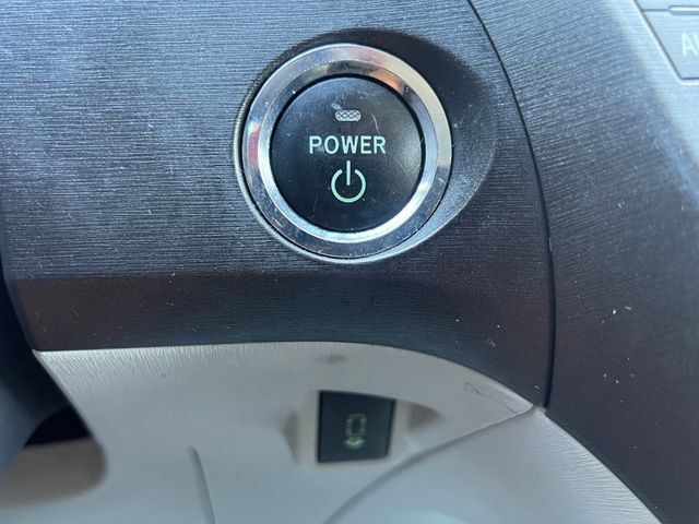 2010 Toyota Prius 5dr Hatchback V - 23044723 - 22