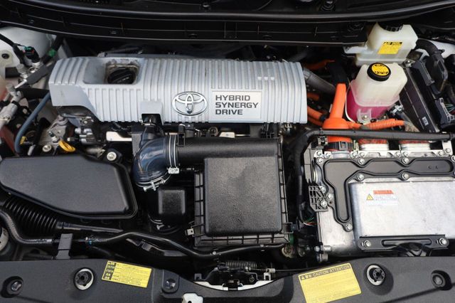 2010 Toyota Prius IV - 23063265 - 9
