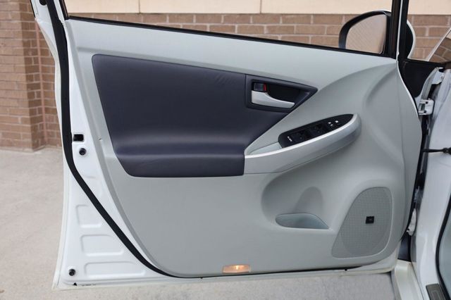 2010 Toyota Prius IV - 23063265 - 11