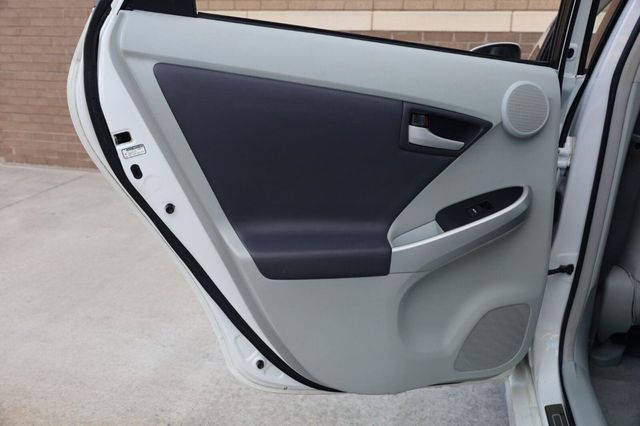 2010 Toyota Prius IV - 23063265 - 15