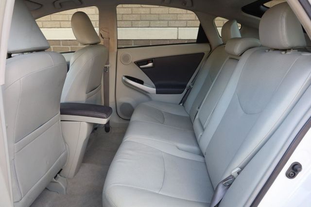 2010 Toyota Prius IV - 23063265 - 17