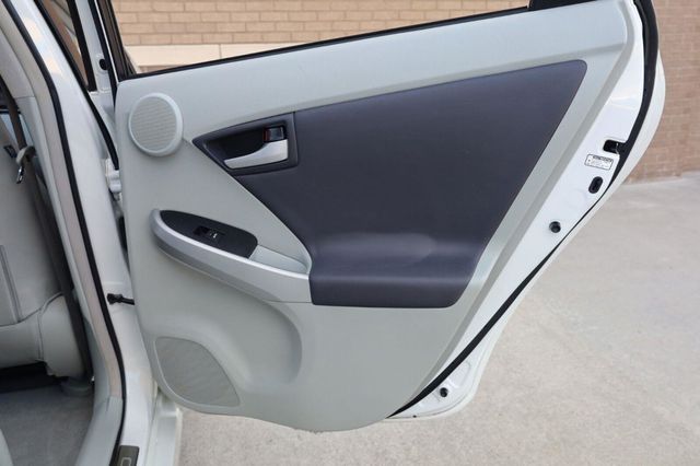2010 Toyota Prius IV - 23063265 - 19