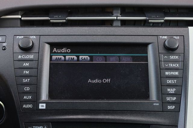 2010 Toyota Prius IV - 23063265 - 33