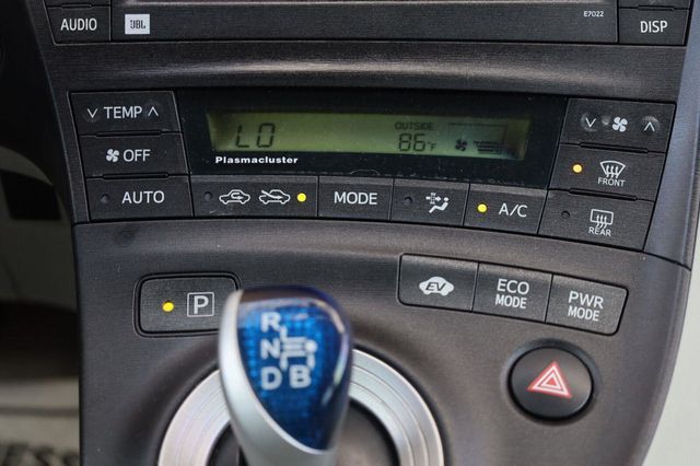 2010 Toyota Prius IV - 23063265 - 36
