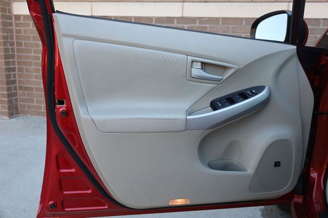 2010 Toyota Prius IV - 23093570 - 14