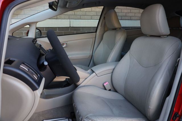 2010 Toyota Prius IV - 23093570 - 17