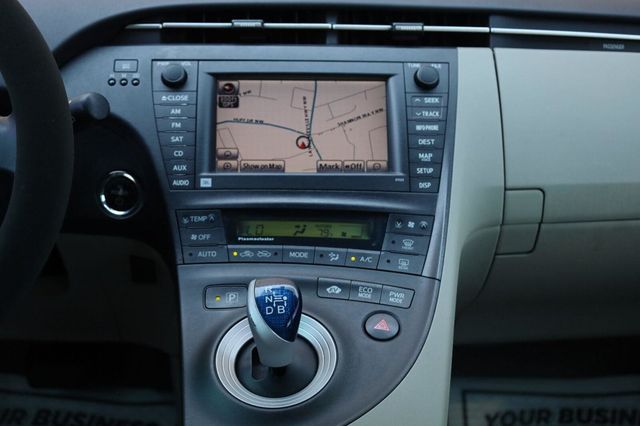 2010 Toyota Prius IV - 23093570 - 31