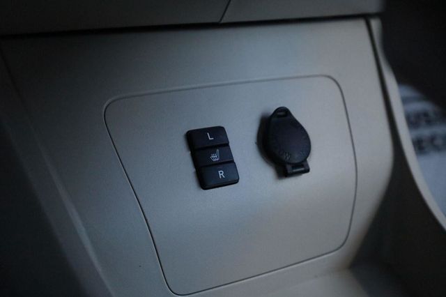 2010 Toyota Prius IV - 23093570 - 37