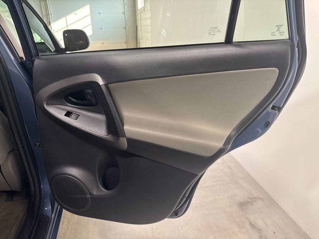 2010 Toyota RAV4 4WD 4dr 4-cyl 4-Speed Automatic - 22967771 - 31