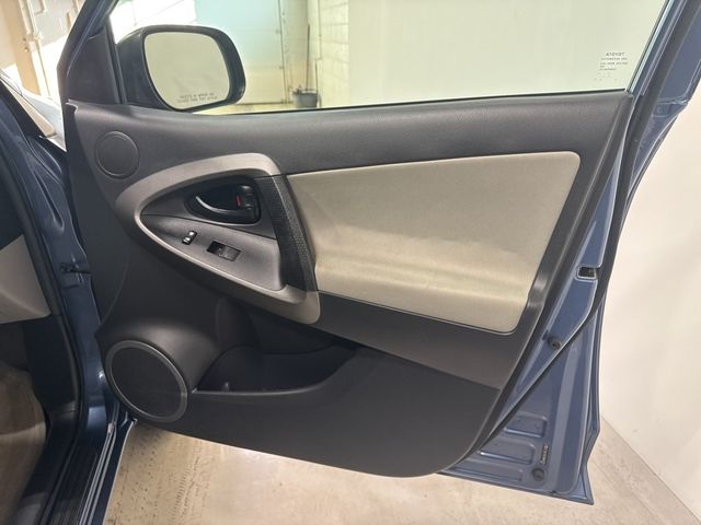2010 Toyota RAV4 4WD 4dr 4-cyl 4-Speed Automatic - 22967771 - 34