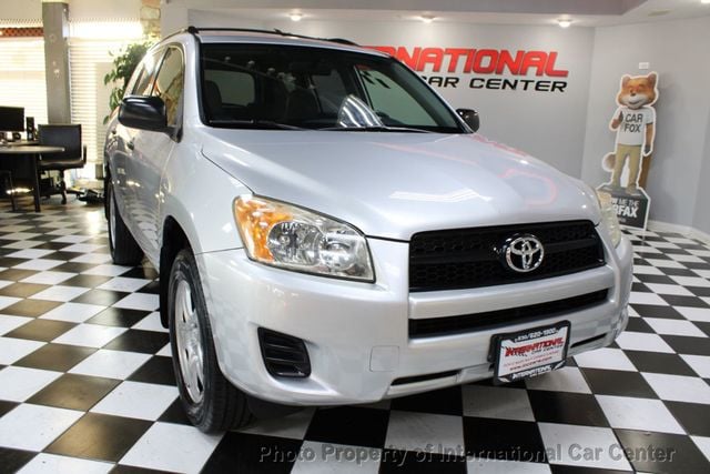 2010 Toyota RAV4 Base photo 3