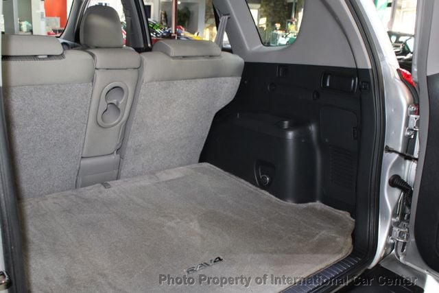 2010 Toyota RAV4 Base photo 29