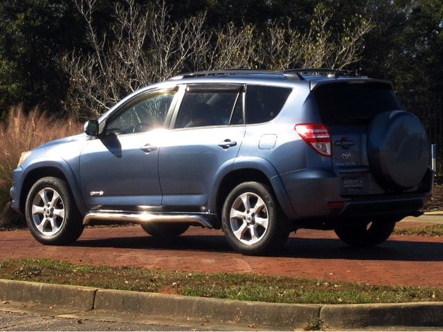 2010 Toyota RAV4 Limited photo 6