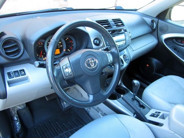 2010 Toyota RAV4 Limited photo 7