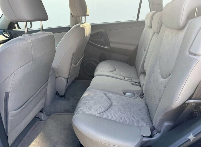 2010 Toyota RAV4 Base 4x4 4dr SUV - 22847654 - 11