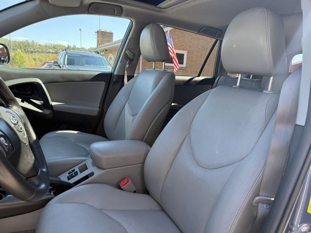 2010 Toyota RAV4 CLEAN CARFAX, 1 OWNER & VERY LOW MILES - 23084477 - 20
