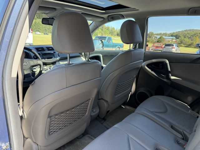 2010 Toyota RAV4 CLEAN CARFAX, 1 OWNER & VERY LOW MILES - 23084477 - 34