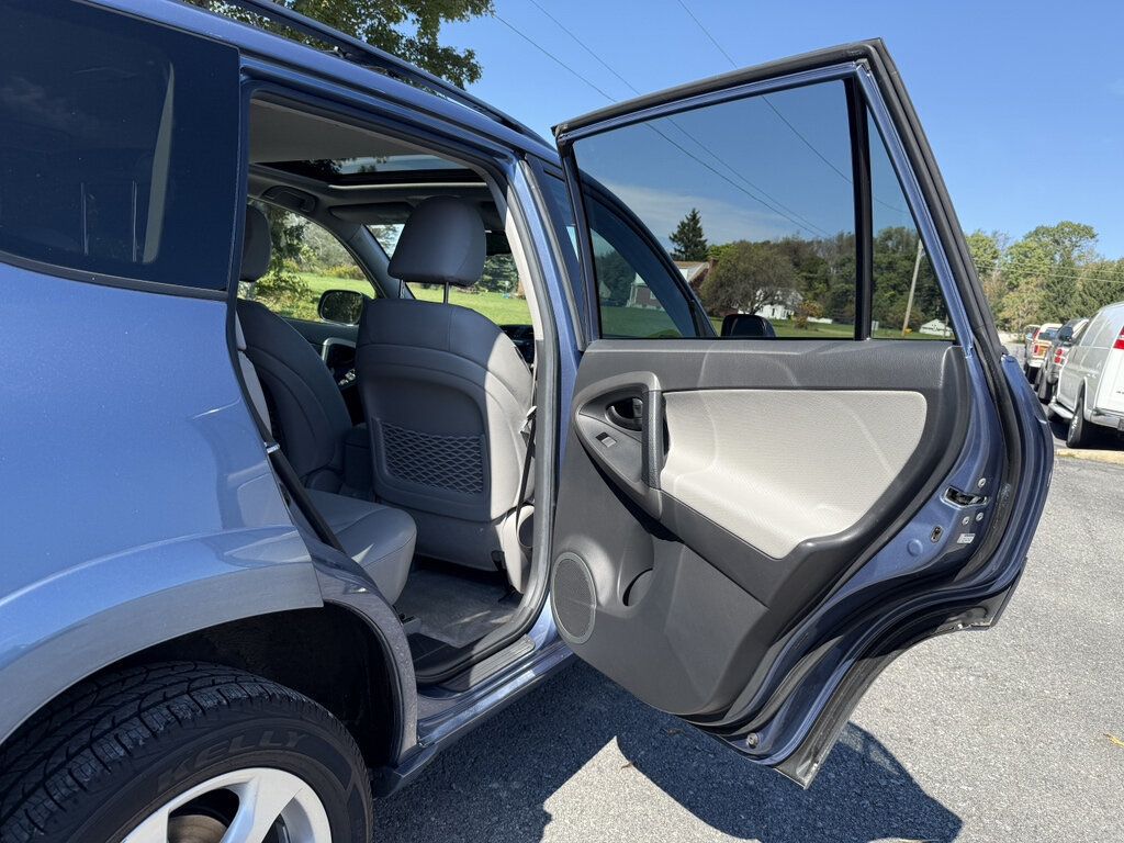 2010 Toyota RAV4 CLEAN CARFAX, 1 OWNER & VERY LOW MILES - 23084477 - 39