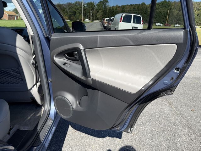 2010 Toyota RAV4 CLEAN CARFAX, 1 OWNER & VERY LOW MILES - 23084477 - 40