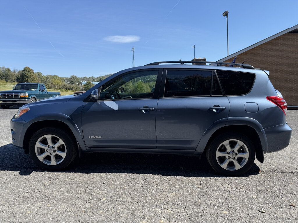 2010 Toyota RAV4 CLEAN CARFAX, 1 OWNER & VERY LOW MILES - 23084477 - 5
