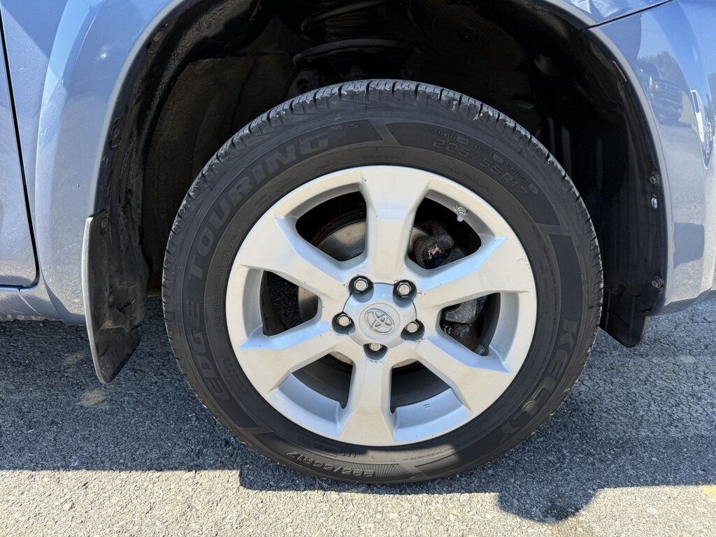 2010 Toyota RAV4 CLEAN CARFAX, 1 OWNER & VERY LOW MILES - 23084477 - 8
