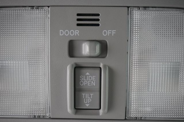 2010 Toyota RAV4 FWD 4dr V6 5-Speed Automatic Ltd - 23006399 - 24