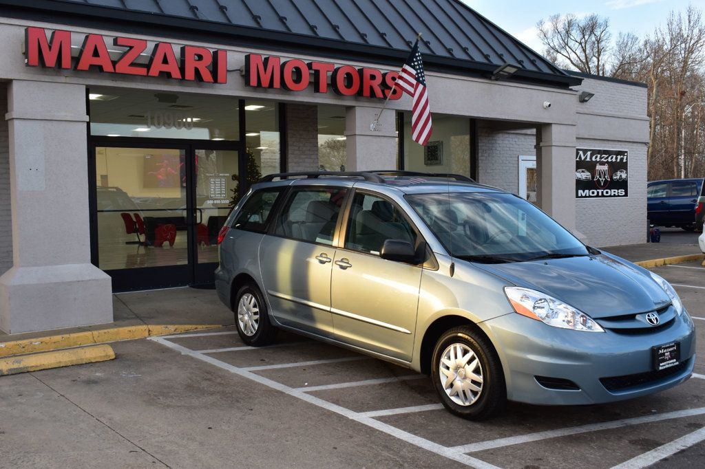 2010 Toyota Sienna CE - 22969359 - 9