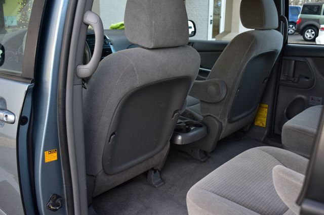 2010 Toyota Sienna CE - 22969359 - 21