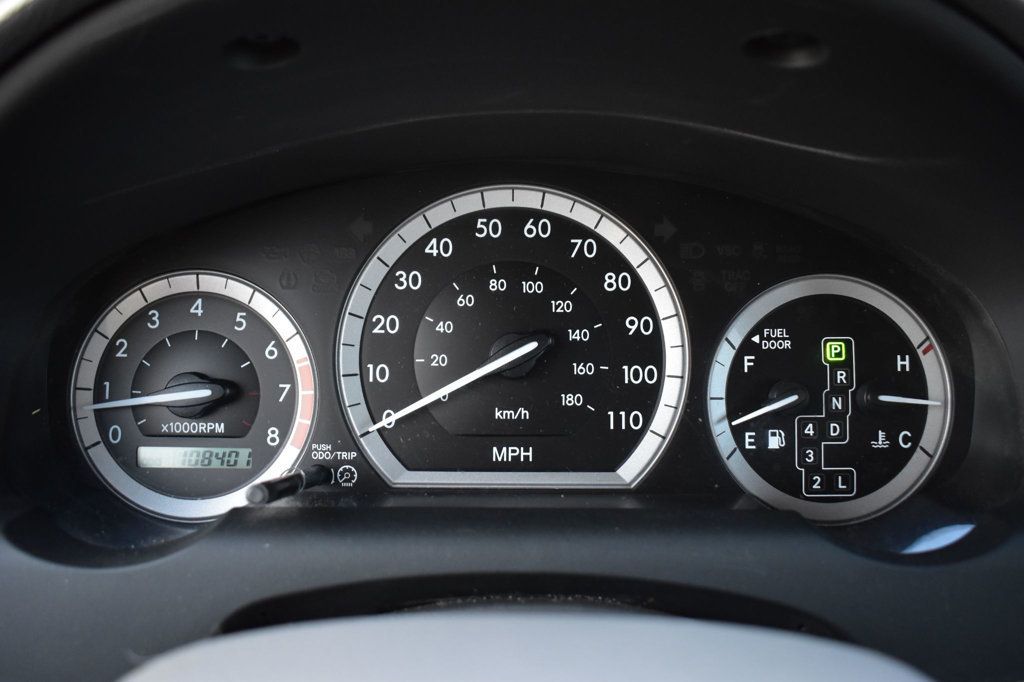 2010 Toyota Sienna CE - 22969359 - 29