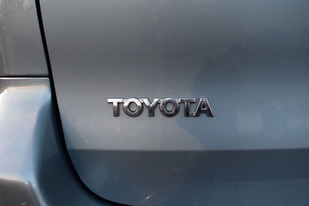 2010 Toyota Sienna CE - 22969359 - 44