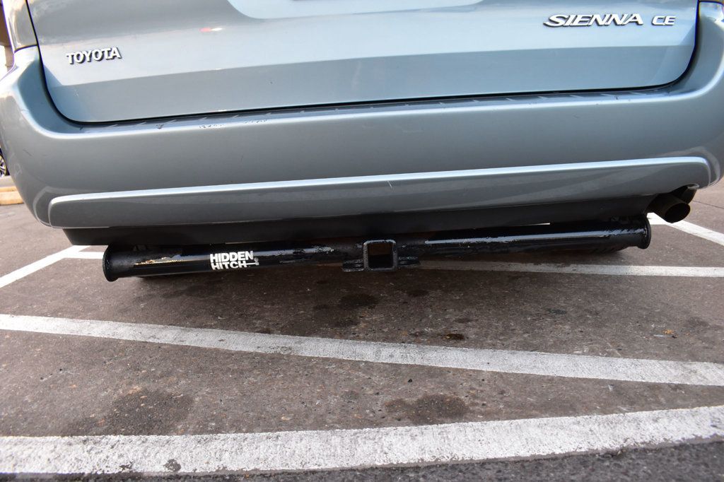 2010 Toyota Sienna CE - 22969359 - 46