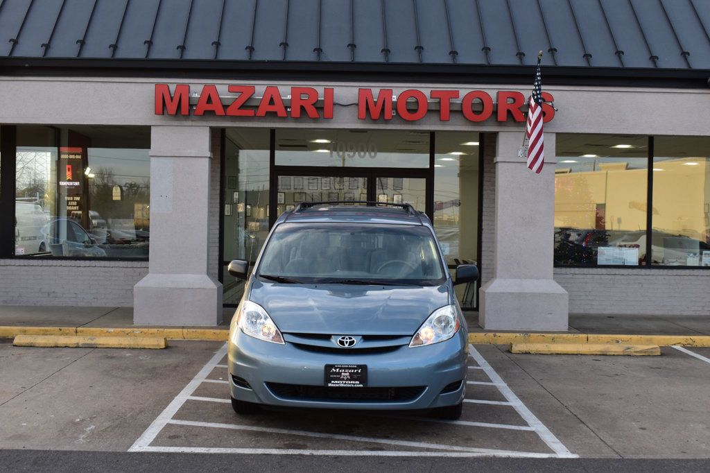 2010 Toyota Sienna CE - 22969359 - 7