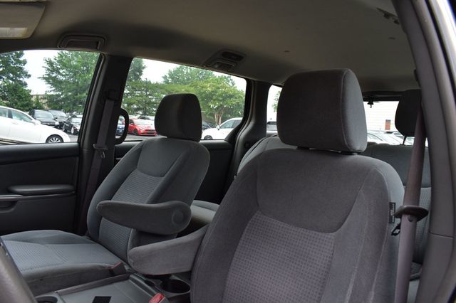 2010 Toyota Sienna CE - 22999678 - 12