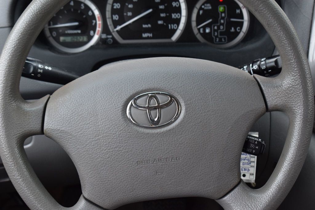 2010 Toyota Sienna CE - 22999678 - 24