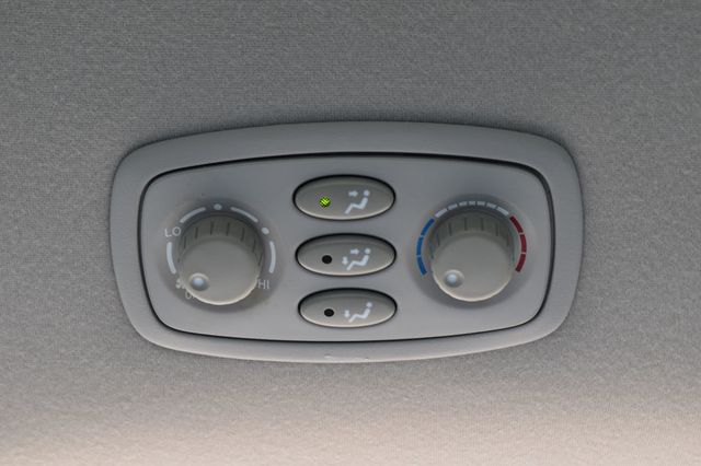 2010 Toyota Sienna CE - 22999678 - 30