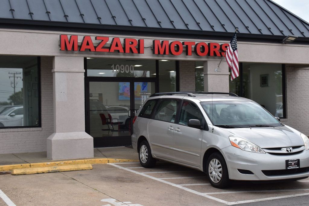 2010 Toyota Sienna CE - 22999678 - 8