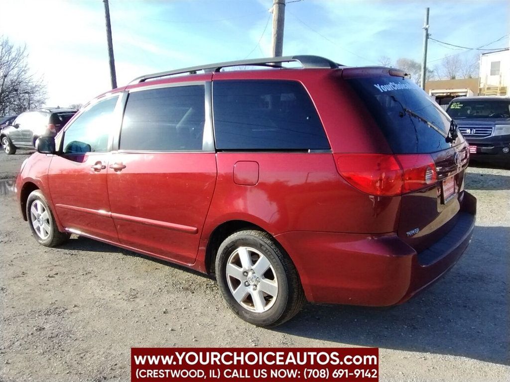 2010 Toyota Sienna LE 7 Passenger 4dr Mini Van - 22360736 - 2